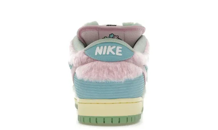 Nike SB Dunk Low Verdy Visty