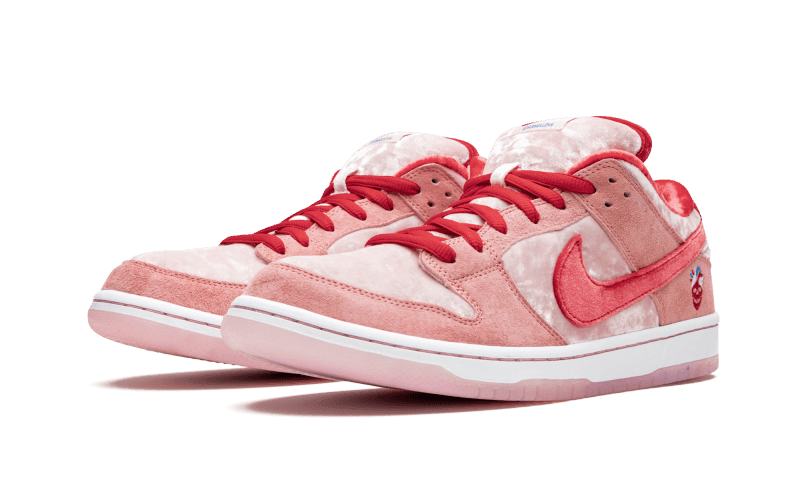 Nike SB Dunk Low StrangeLove Skateboards - Addtocart®